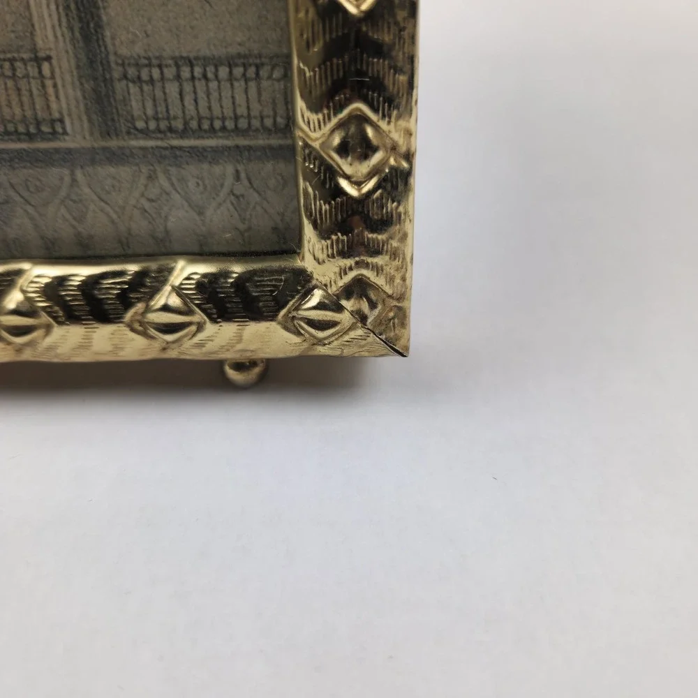 Vintage‎ to Modern Photo Frames Lot, Varying Finishes & Sizes